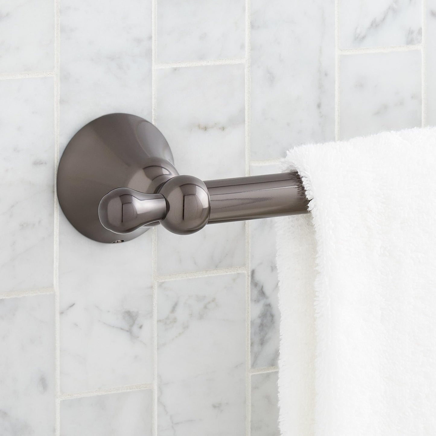 Signature Hardware 955108 Traditional 27-1/8" Towel Bar - Brushed Gold