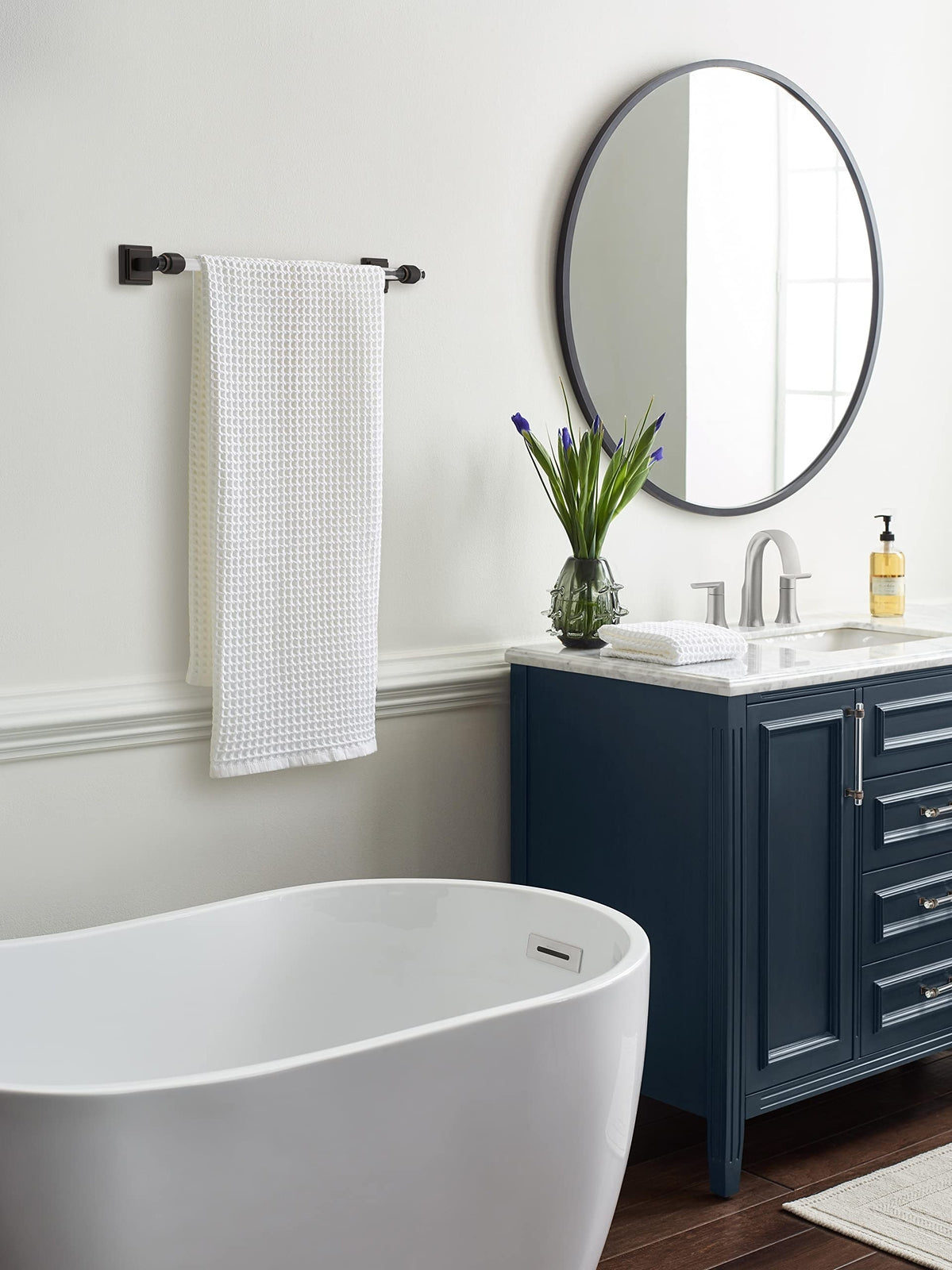 Amerock BH36063CORB Clear/Oil-Rubbed Bronze Towel Bar 18 in (457 mm) Glacio