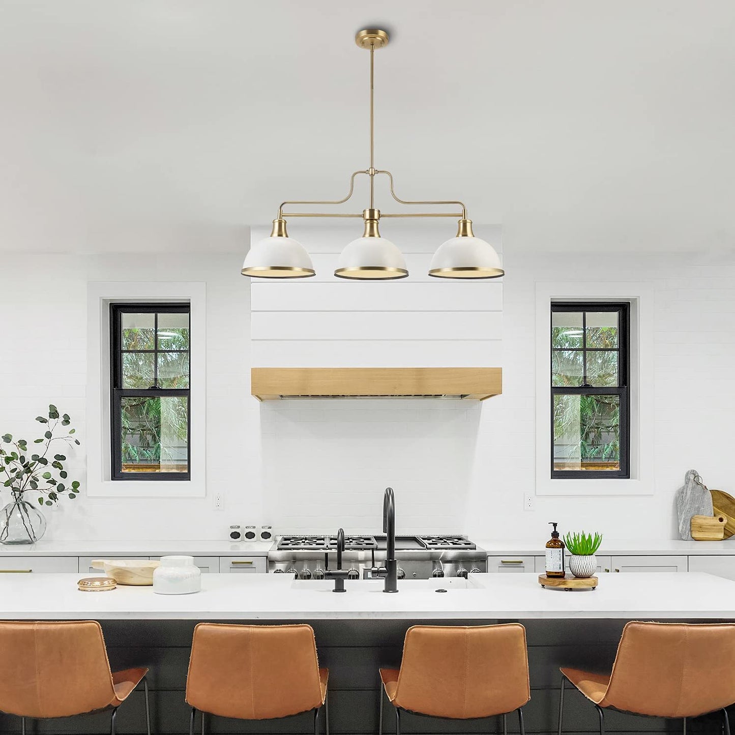 Globe 60885 Beckett 3-Light Linear Chandelier, Matte White, Matte Brass Accents