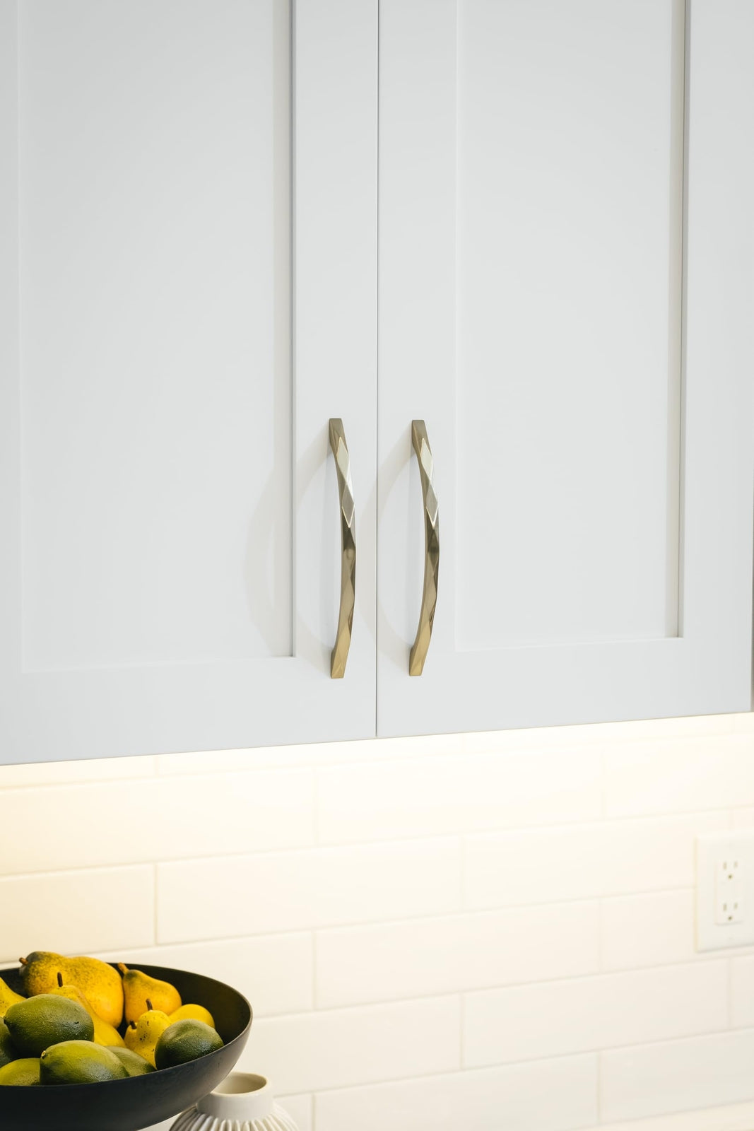 Hickory Hardware 1 Unit Solid Core Kitchen Cabinet Pulls 3 Inch Hole Center