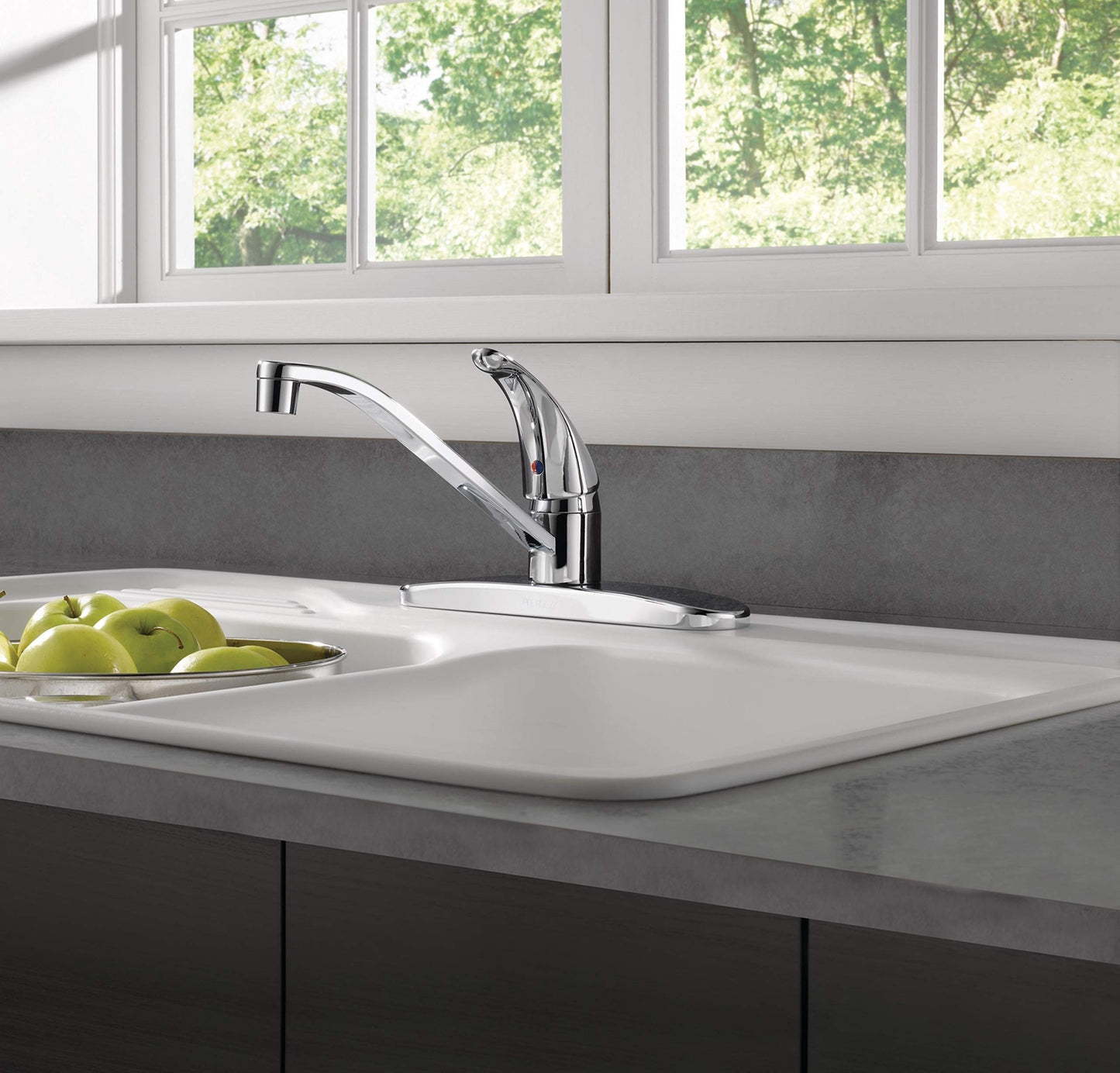 Peerless P110LF, Single-Handle Kitchen Sink Faucet, Chrome