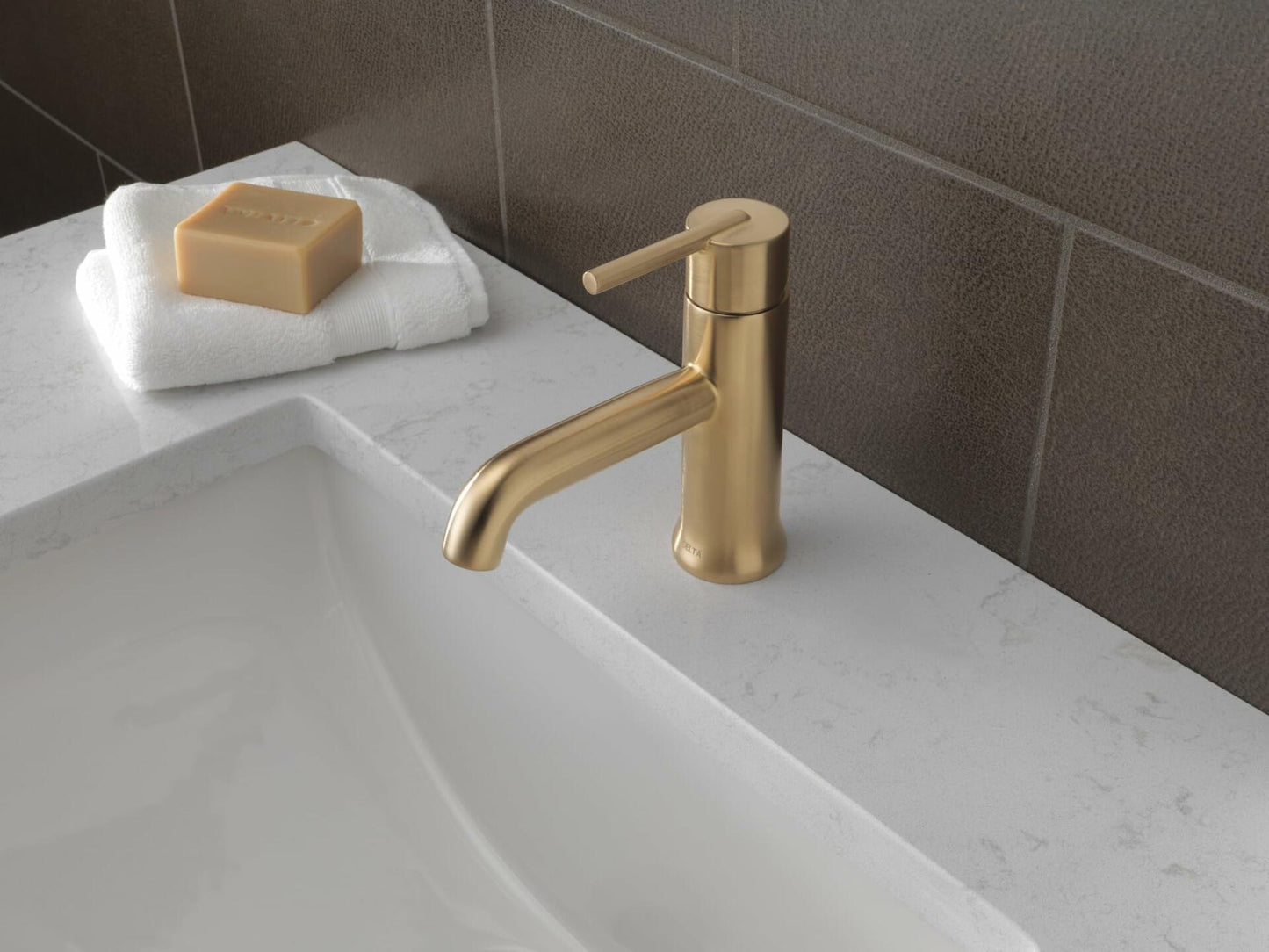DELTA 559LF-CZMPU Trinsic Bathroom Faucet, With Drain Assembly, Champagne Bronze