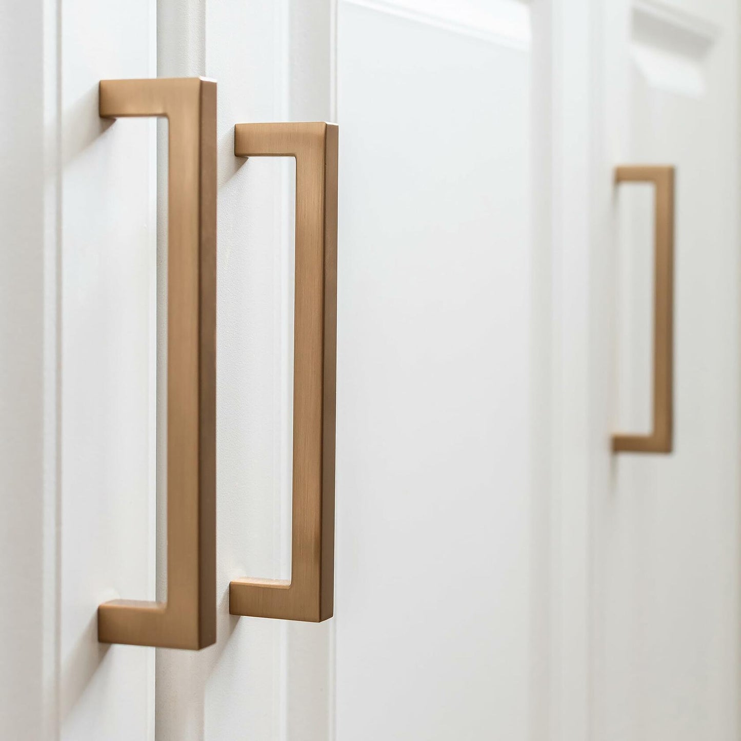 Hickory Hardware Solid Core Cabinet Pulls 8-13/16 Inch (224mm) Pack of 1