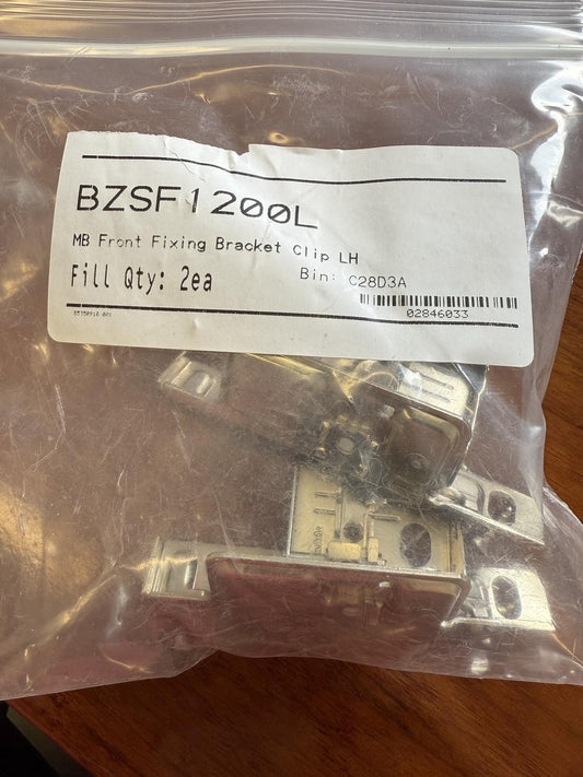 Blum Metabox BZSF1200L Left Hand Clip Front Fixing Bracket, Screw-on