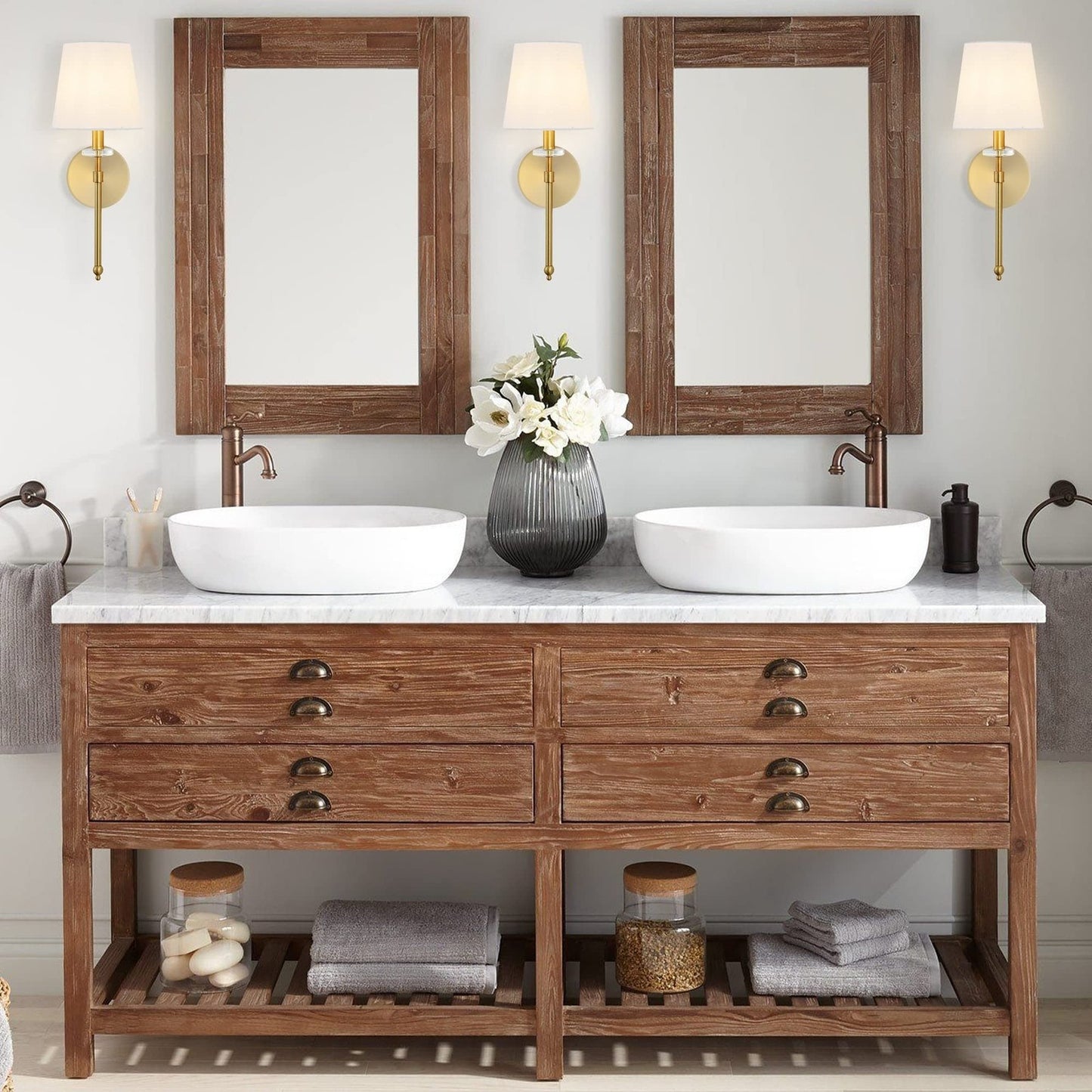 JONATHAN Y JYL9920A Olivia 6.5" 1-Light Modern Midcentury Iron Vanity Brass Gold