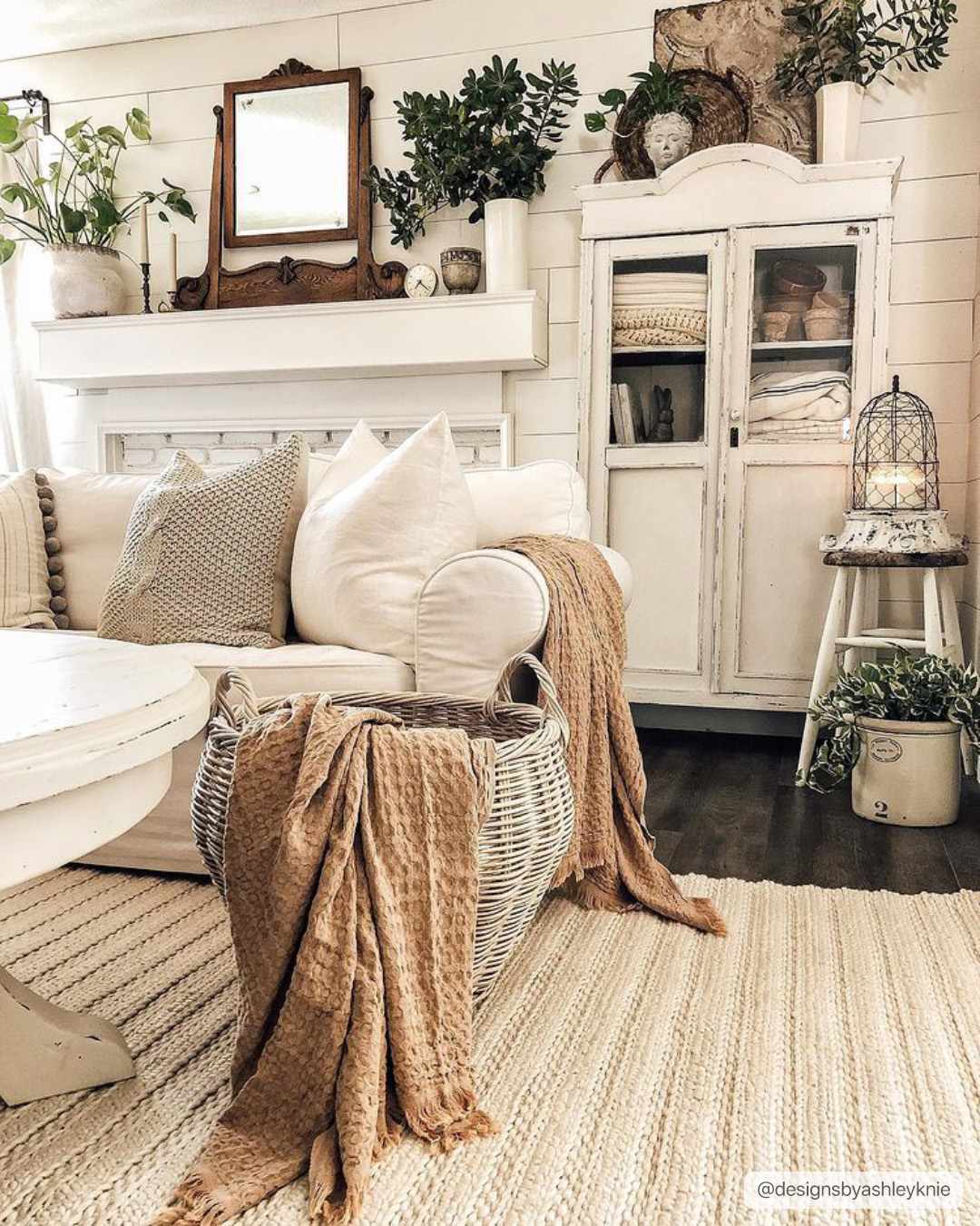 The Alice Wool Rug - view 3
