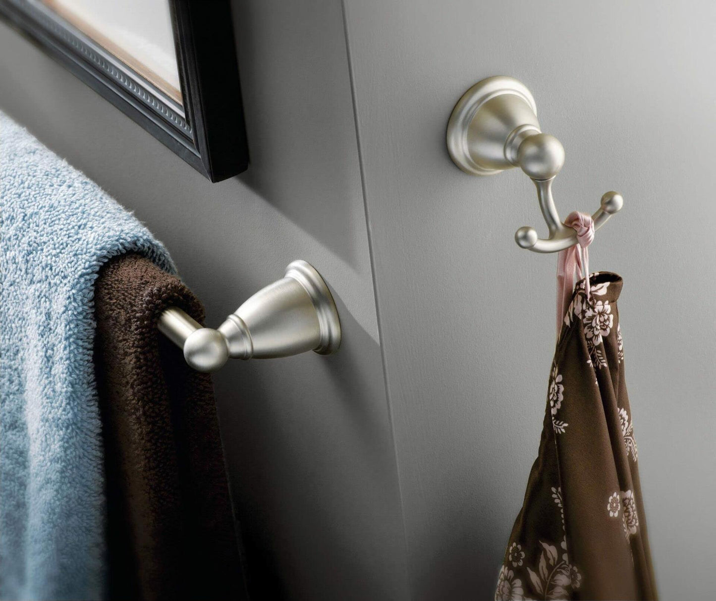 Moen YB2218CH Brantford Collection 18-Inch Single Towel Bar, Chrome