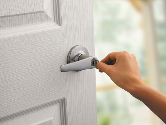 Kwikset 405DL-S Delta Keyed Entry Door Leverset with SmartKey - Polished Brass